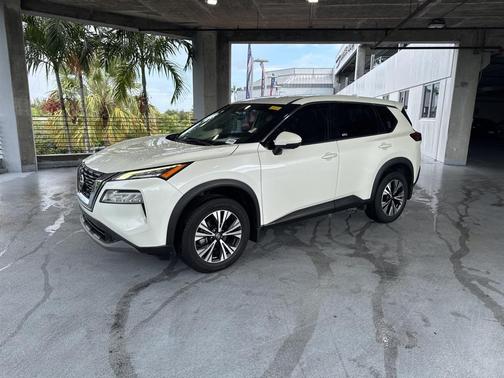 2021 Nissan Rogue SV