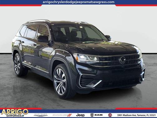 Deep Black 2023 Volkswagen Atlas 3.6L SEL Premium