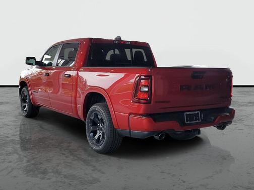Molten Red Pearlcoat 2026 RAM 1500 Big Horn/Lone Star