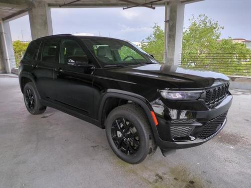 2025 Jeep Grand Cherokee Altitude