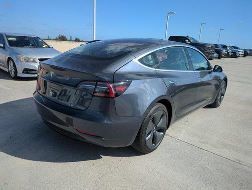 2018 Tesla Model 3 Mid Range