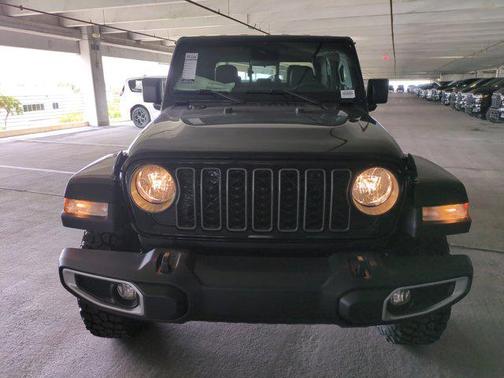 2025 Jeep Gladiator High Tide