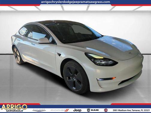 2022 Tesla Model 3 Long Range