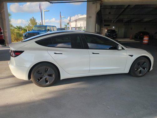 2022 Tesla Model 3 Long Range