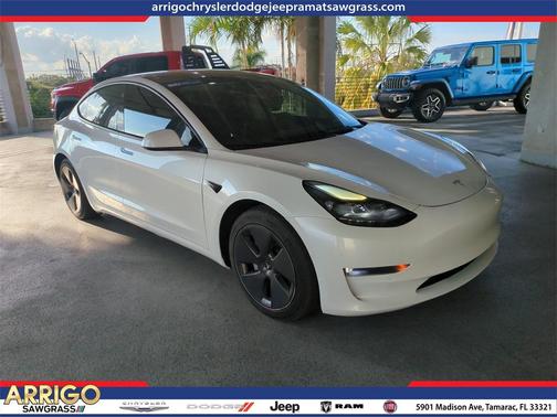 2022 Tesla Model 3 Long Range