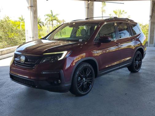 Deep Scarlet Pearl 2022 Honda Pilot 2WD Special Edition