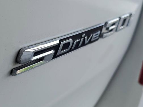 Alpine White 2019 BMW X3 sDrive30i