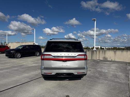 2018 Lincoln Navigator Black Label