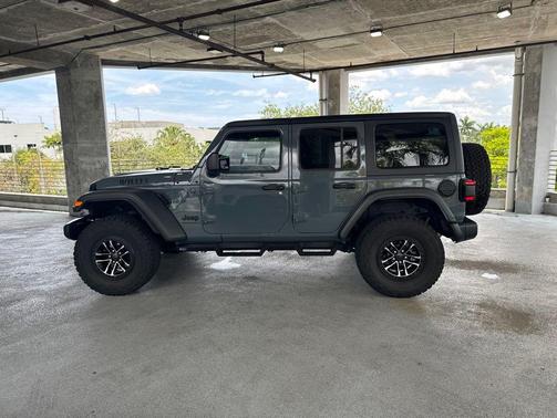 Anvil Clear Coat 2024 Jeep Wrangler Willys