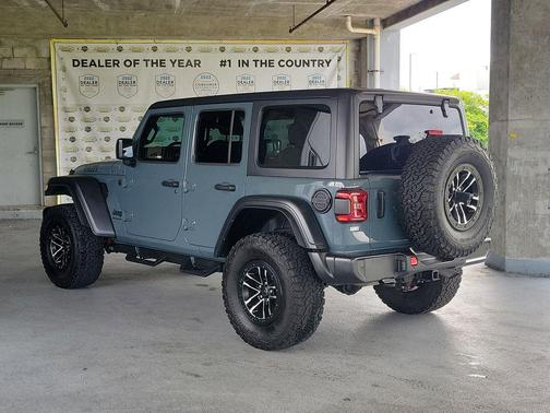Anvil Clear Coat 2024 Jeep Wrangler Willys