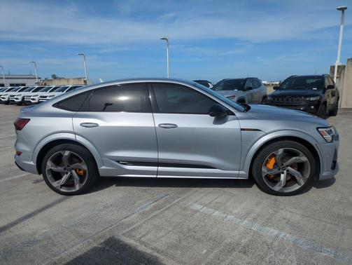 2023 Audi e-tron S Sportback Premium Plus quattro