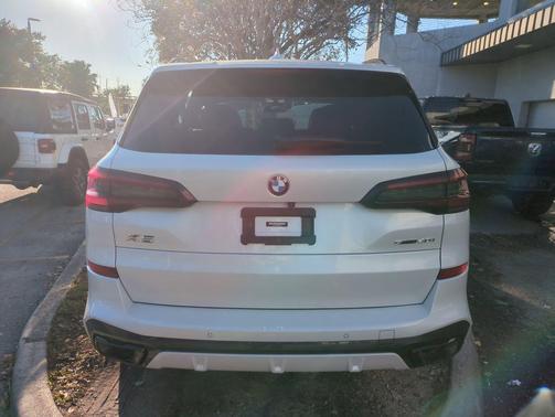 2023 BMW X5 sDrive40i