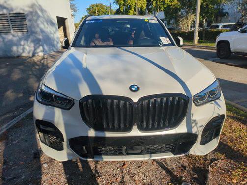 2023 BMW X5 sDrive40i