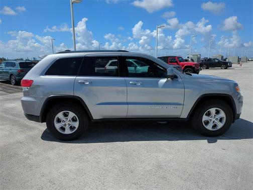 2015 Jeep Grand Cherokee Laredo