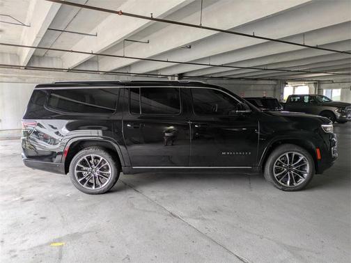 2025 Jeep Wagoneer 4x4