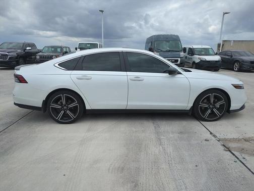 2024 Honda Accord Hybrid Base