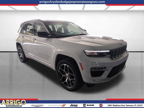 2025 Jeep Grand Cherokee Summit