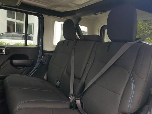 Anvil Clear Coat 2024 Jeep Wrangler 4xe Rubicon