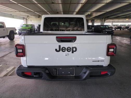 2025 Jeep Gladiator High Tide