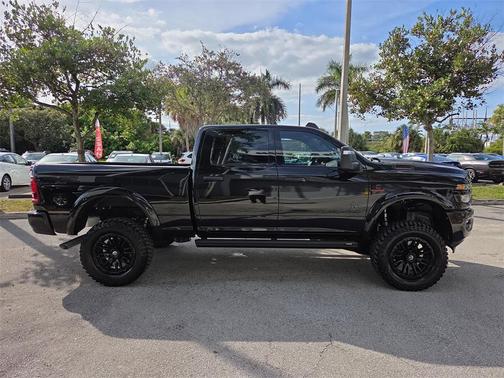 2025 RAM 2500 Big Horn Crew Cab 4x4 6'4' Box