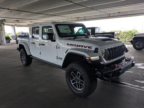 2025 Jeep Gladiator Mojave X