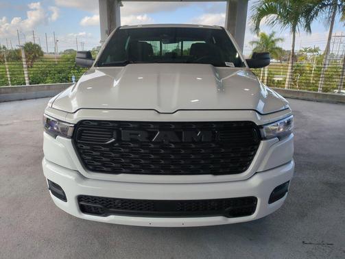 2026 RAM 1500 Express