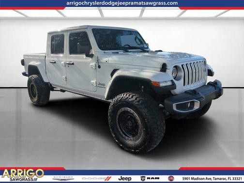 2022 Jeep Gladiator Overland