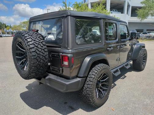 2022 Jeep Wrangler Unlimited Sport