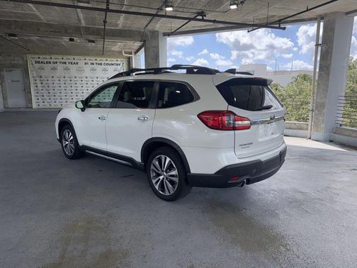 Crystal White Pearl 2019 Subaru Ascent Touring 7-Passenger