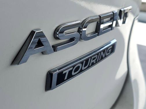 Crystal White Pearl 2019 Subaru Ascent Touring 7-Passenger