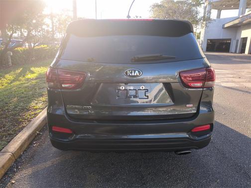 2020 Kia Sorento LX
