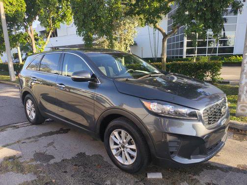 2020 Kia Sorento LX