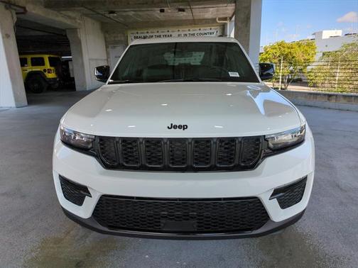 2025 Jeep Grand Cherokee Limited X