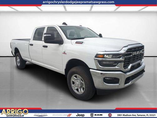 2026 RAM 2500 Tradesman Crew Cab 4x4 8' Box
