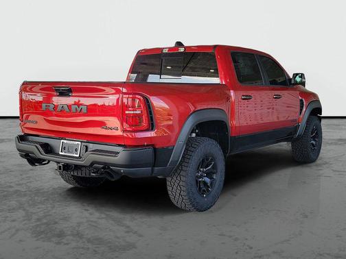 Molten Red Pearlcoat 2026 RAM 1500 RHO Crew Cab 4x4 5'7' Box