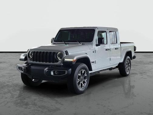 Bright White Clearcoat 2026 Jeep Gladiator Sahara 4x4