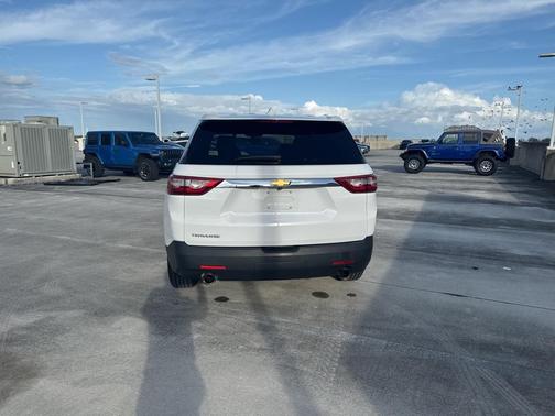 2021 Chevrolet Traverse LS