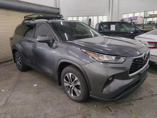 2020 Toyota Highlander XLE