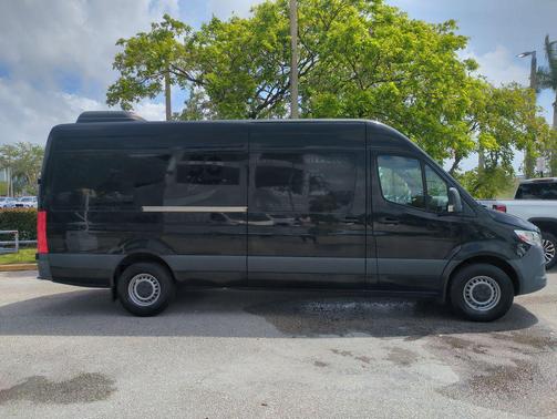 2022 Mercedes-Benz Sprinter 2500 High Roof