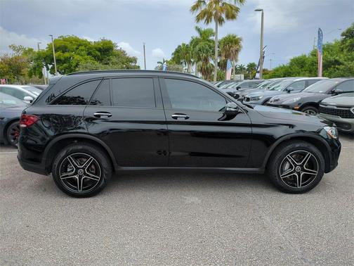 2022 Mercedes-Benz GLC 300 4MATIC