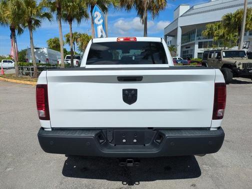 2021 RAM 1500 Classic Warlock Crew Cab 4x2 5'7' Box