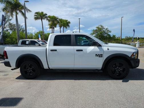 2021 RAM 1500 Classic Warlock Crew Cab 4x2 5'7' Box