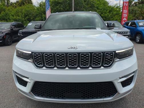 2023 Jeep Grand Cherokee Summit