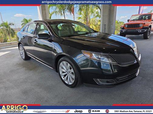 2014 Lincoln MKS Base