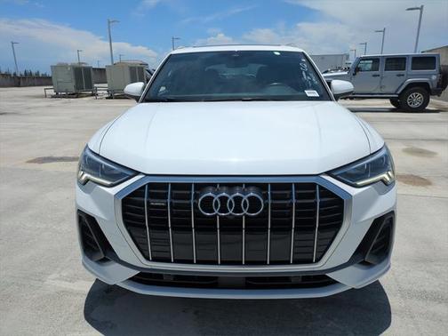 2022 Audi Q3 45 S line Premium Plus
