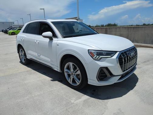 2022 Audi Q3 45 S line Premium Plus