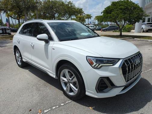 2022 Audi Q3 45 S line Premium Plus