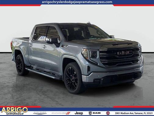 Sterling Metallic 2023 GMC Sierra 1500 SLT