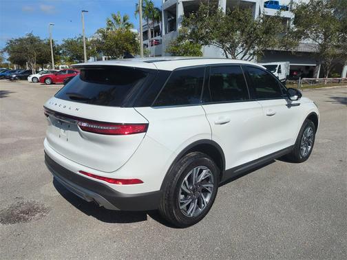 2024 Lincoln Corsair Premiere