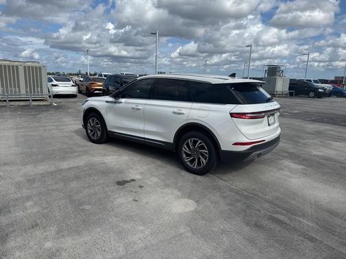 2024 Lincoln Corsair Premiere